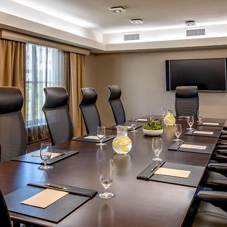 Sheraton Boston Needham Hotel Buitenkant foto