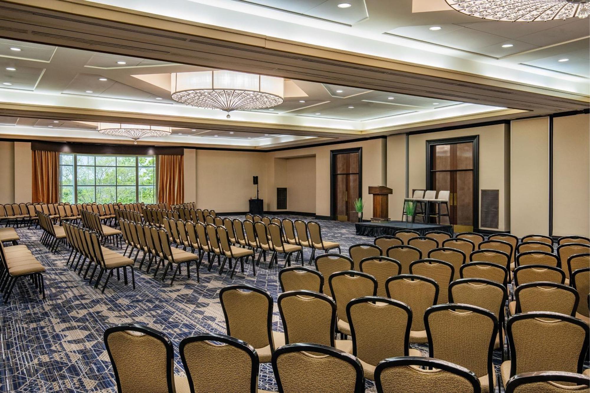 Sheraton Boston Needham Hotel Buitenkant foto