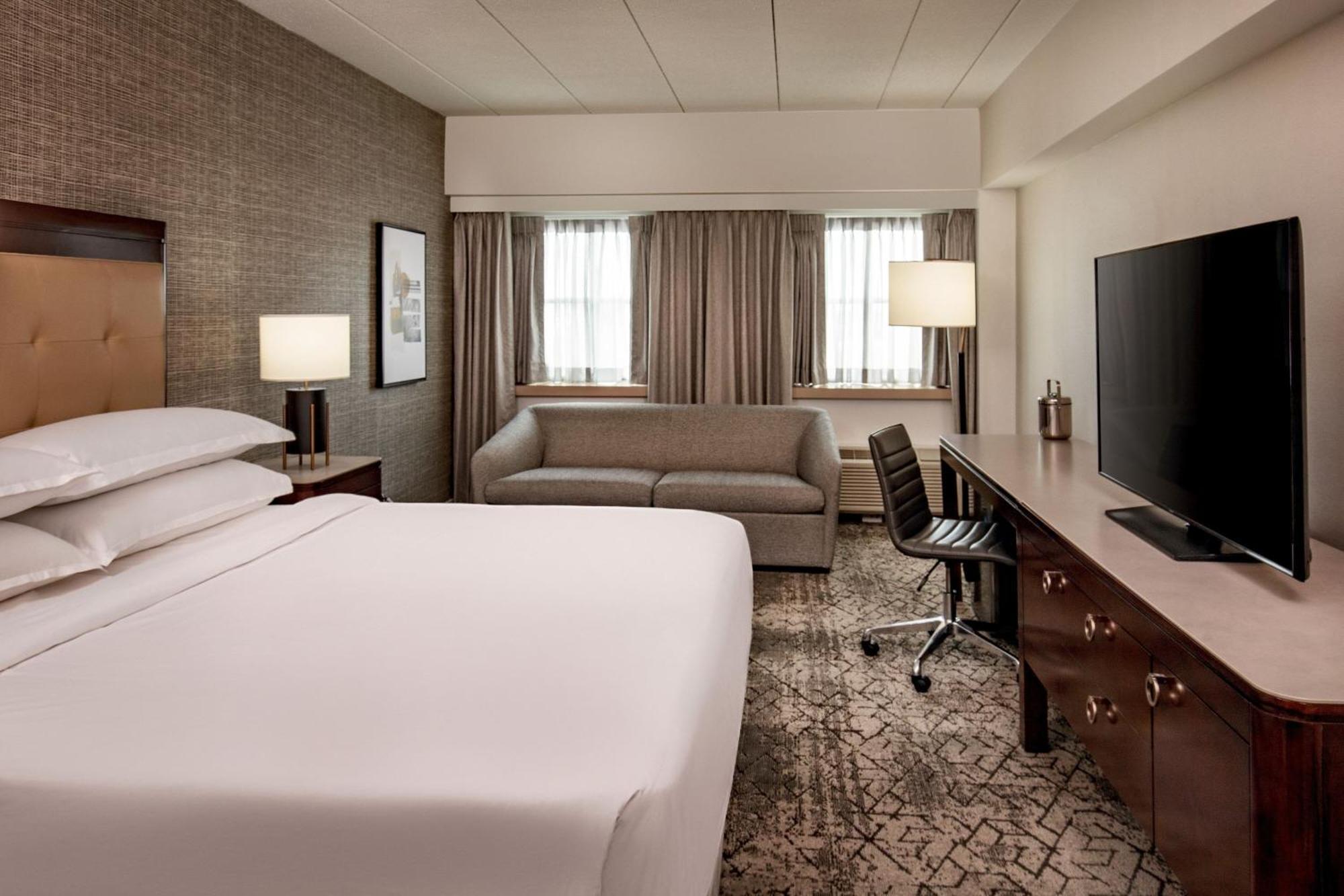 Sheraton Boston Needham Hotel Buitenkant foto