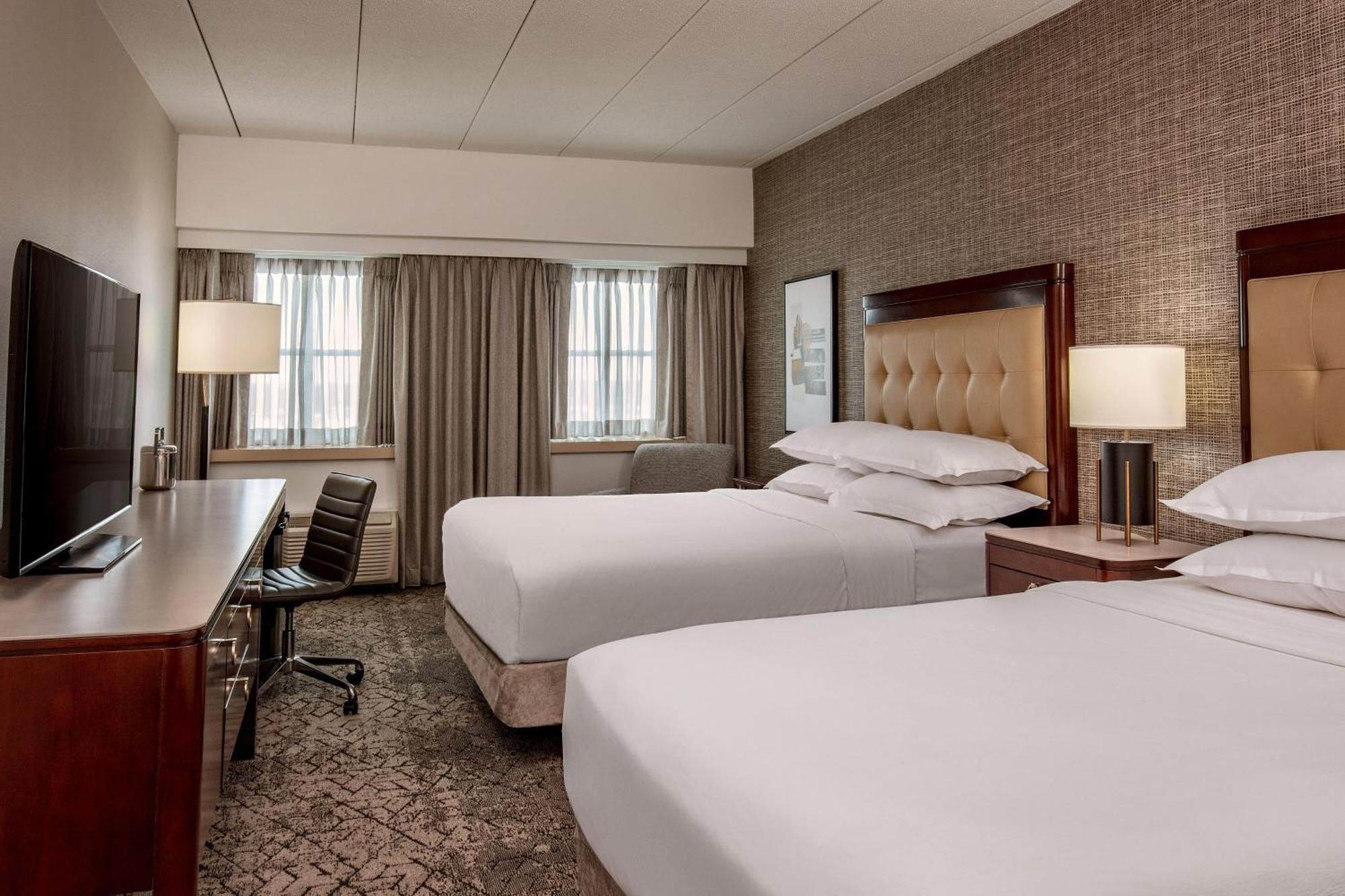 Sheraton Boston Needham Hotel Buitenkant foto
